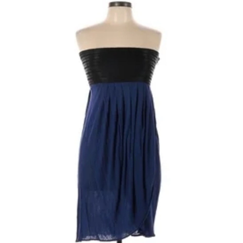 🐠Elizabeth and James dress blue with black bodice straps